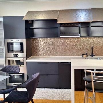 Продаж 3К . 105 м2. Метро 5 хв. Паркінг. Генератор. ЖК Жокей