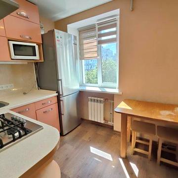 Оренда 2к квартира Червоний Камінь