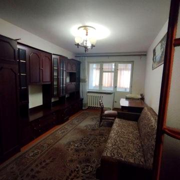 Здам 1-но Кім квартиру Космонавтів для студентів.