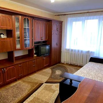 •Здам в оренду 1-кімнатну квартиру , Безручка