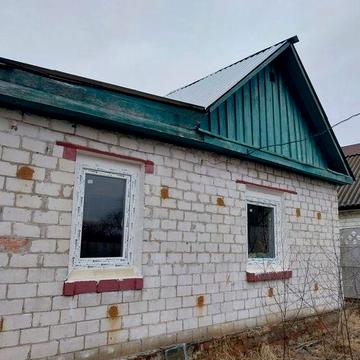 Дом , Равнополье , 10 км от города, автобусы каждые 15 мин. Прописка!