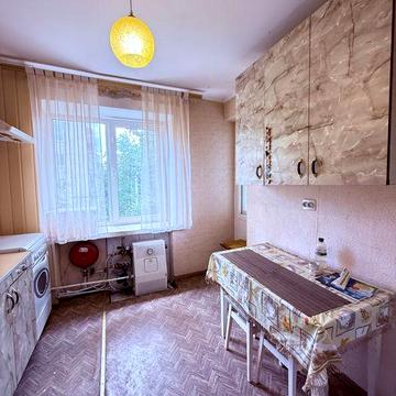 Продаж трикімнатноі квартири Золотоноша