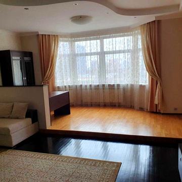 Оренда однокімнатної квартири вул. Коновальця 32Б