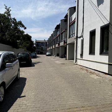 Продаж або оренда дворівневої квартири