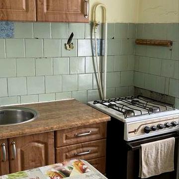 Продаж 1 кімнатної, ЕНТУЗІАСТІВ (ВОРОБКЕВИЧА), є балкон + комірка, БЕЗ ПОДАТКУ!