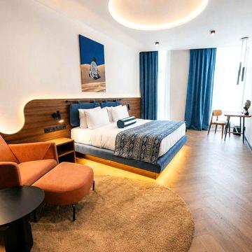 Довгострокова оренда апартаментів в 5*готелі SPATIUM Medical & Wellness Hotel біля моря
