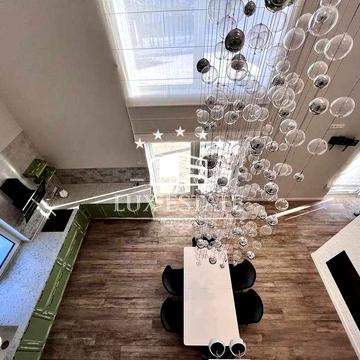 Продажа просторного современного дома в закрытом охраняемом КП «Шале-Грааль»