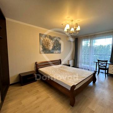 Сдам 3К-Квартиру, Салтовка 522Мкр. м. Студенческая 6мин. шагом.