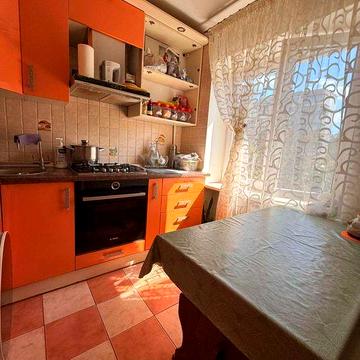 Сдам на длительный срок 3 комнатную квартиру с удобствами