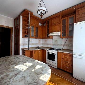Продаж 3-квартири 70 кВ.в районі Чайки
