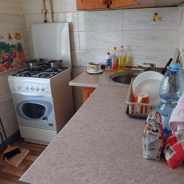 Затишна 1-кімнатна квартира в Києві — вул. Галицька, 9