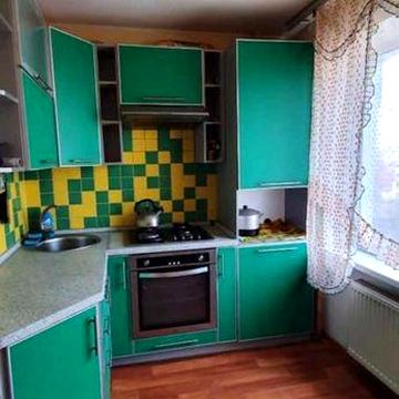 Здається 1 -на квартира