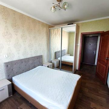 ВІЛЬНА 2 км в Центрі , ул.Ільїнська, можна 2-4 хлопці