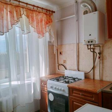2кімн, ЦЕНТР, Воскресенська,газ колонка - гаряча вода, укомплектована
