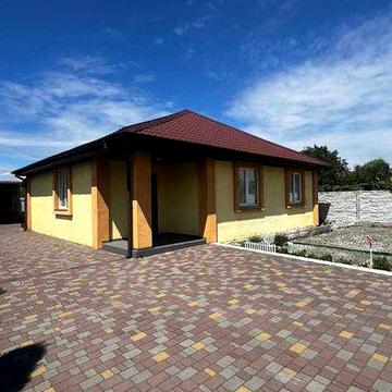 Продам будинок (новобудова)  в селі Новоолександрівка, зі своїм берегом річки Сура, поруч з містом Дніпро