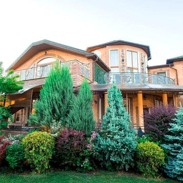 Продаж Будинку Гора вулиця Яблунева Басейн в Будинку