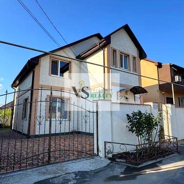 Продається будинок 5 кімн., 150м² на 3.75 сот. у Лиманці!
