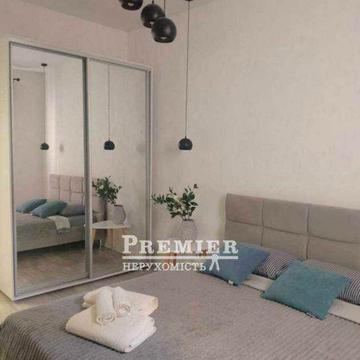 3 кімнатна квартира в центрі Одеси біля Міськсаду