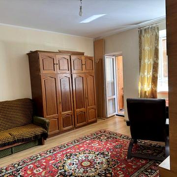 Продається затишна 2-кімнатна квартира на Каскаді вул.Миколайчука (поруч із 25-ю школою)
