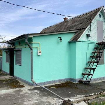 Продам будинок в селі Червоне ( до Києва м. Теремки 60 км, до Фастова 5 км)