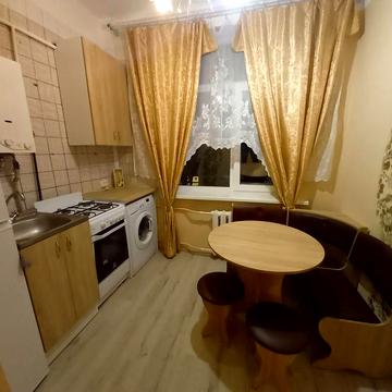 Продам 1 к кв пр. Науки (Гагарина, Центр). Остается Мебель и Техника