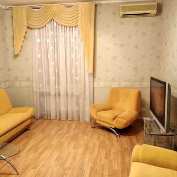 Сдам свою 2-х комн кв .Свободна с 31 августа.сталинку, в самом центре от хозяина без комиссии