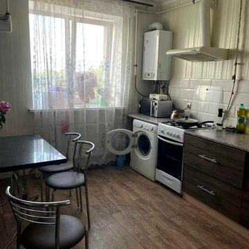 Продам 1к. квартиру вул. Нижньосируватська 10