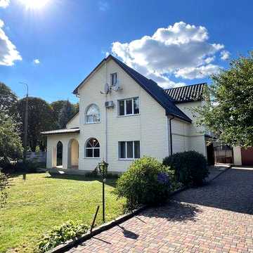 Продаж добротного цегляного будинку в Луцьку | вул. Потебні | 10 соток