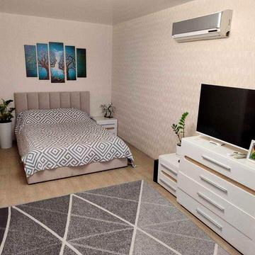 Квартира біля метро Героїв Дніпра без відсотків від власника