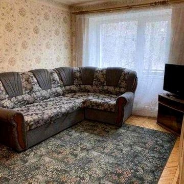 Продам 1 комнатную квартиру возле метро ХТЗ.