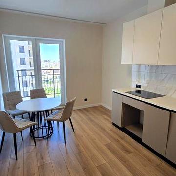 Рассрочка 65 Жемчужина/ Краснова  Продам 2-х комнатную квартиру 70 кв.м.  11 этаж ЖК 65 Жемчужина
