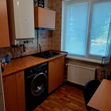 Здам двох кімнатну квартиру на К. Острозьких 99