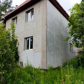 Продаж  2 Будинків  180 та 120 м  Малютянка 13 соток