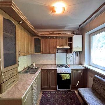продам 1 но кім в центрі