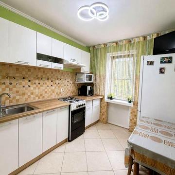Продаж квартири на Самбірській