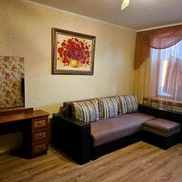Оренда 2 кімн квартири за адресою: Бастіонна 15, м. Звіринецька