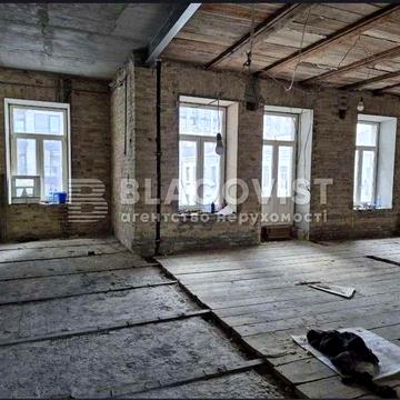 Продаж 4-кімн. квартири 150 м.кв. "під ремонт"в самому "серці Києва" - Ярославів Вал, Золоті Ворота