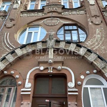 Архітектора Городецького вул., 15