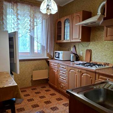 Сдам 1к кв 38 м2 3/9 ГАЗ метро Салтовское ул. Метростроителей 15