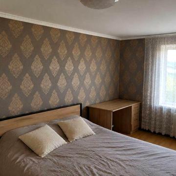 Продається 1кімн квартира біля парку Шевченка  в приватному секторі