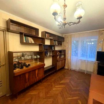 Сдам 2-комнатную квартиру пл. 10 Апреля