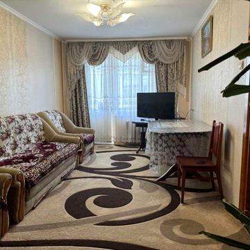 Продаж 4 кімнатної квартири по вул Пасічна 73.1м2 (Панельний будинок)