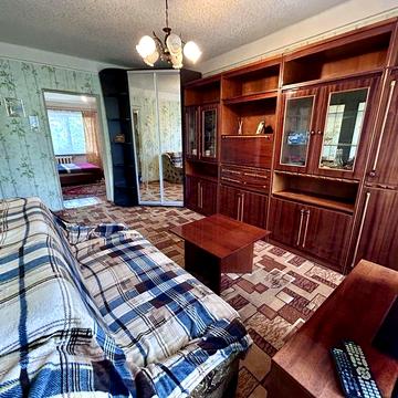 Продам 3к квартиру с гаражом, ул.Театральная 7, г.Шахтарське