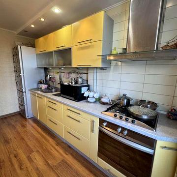Срочно Продам 3х комнатную квартиру в центре пр.т Мира