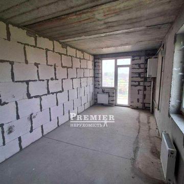 Простора 1-кімнатна квартира 54 м² у новому житловому комплексі з індивідуальним газовим опаленням