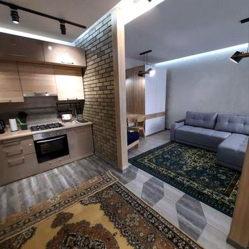 Сдам 1к кв возле Сити-центра