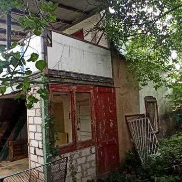 Квартира в  Центрі в приватному секторі