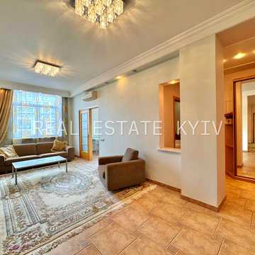 Аренда квартиры улица Крещатик 25 - Цум Арена сити