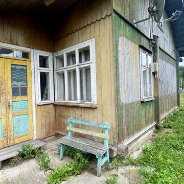Продається деревяний будинок .Гори.Річка .Скелі Довбуша