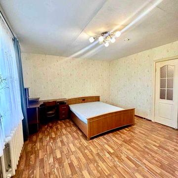 Милославська 8а, оренда просторої 3-к квартири, Троєщина